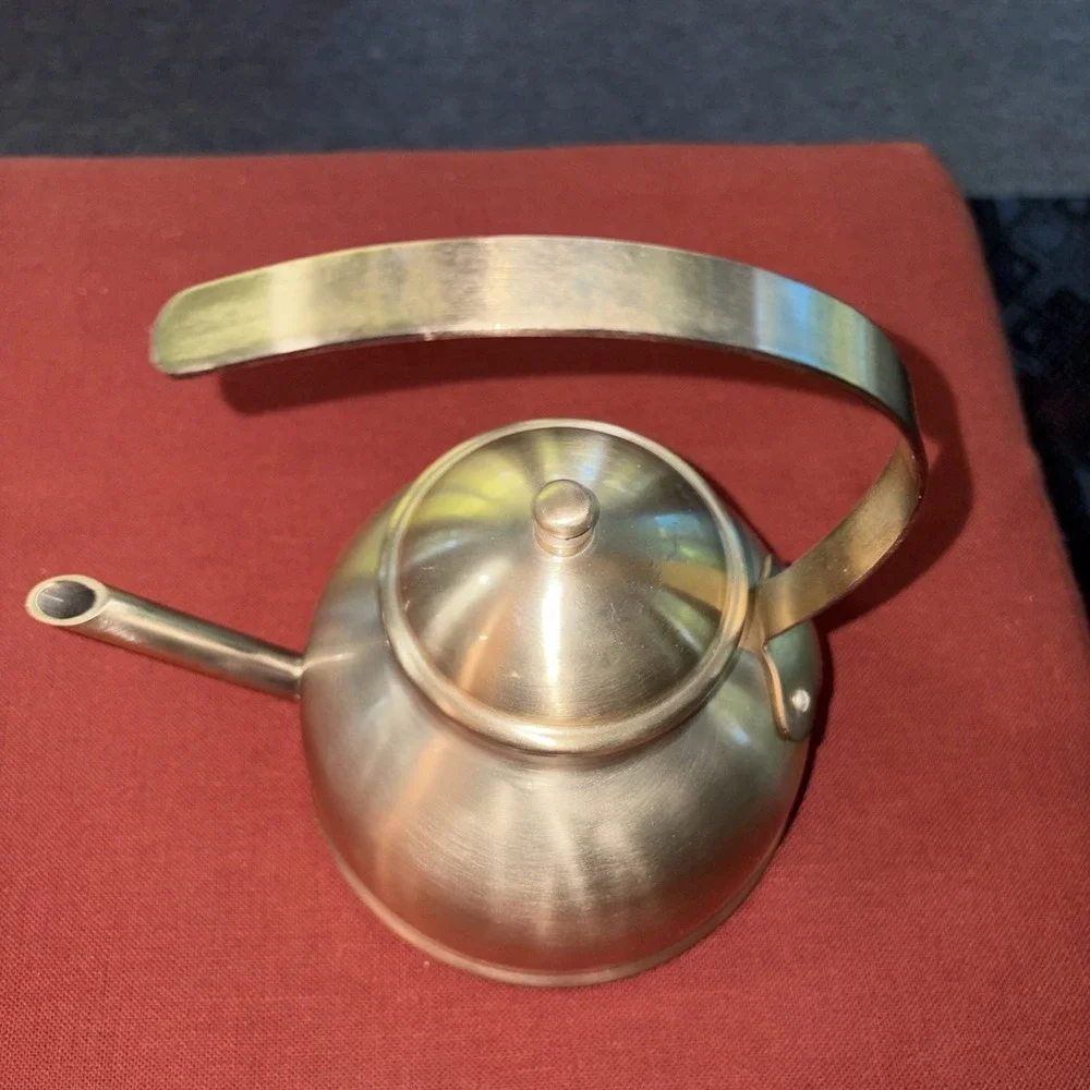 ROSE & FITZGERALD BRUSHED GOLD KETTLE Slender Spout Minimalist Handle 1 Liter